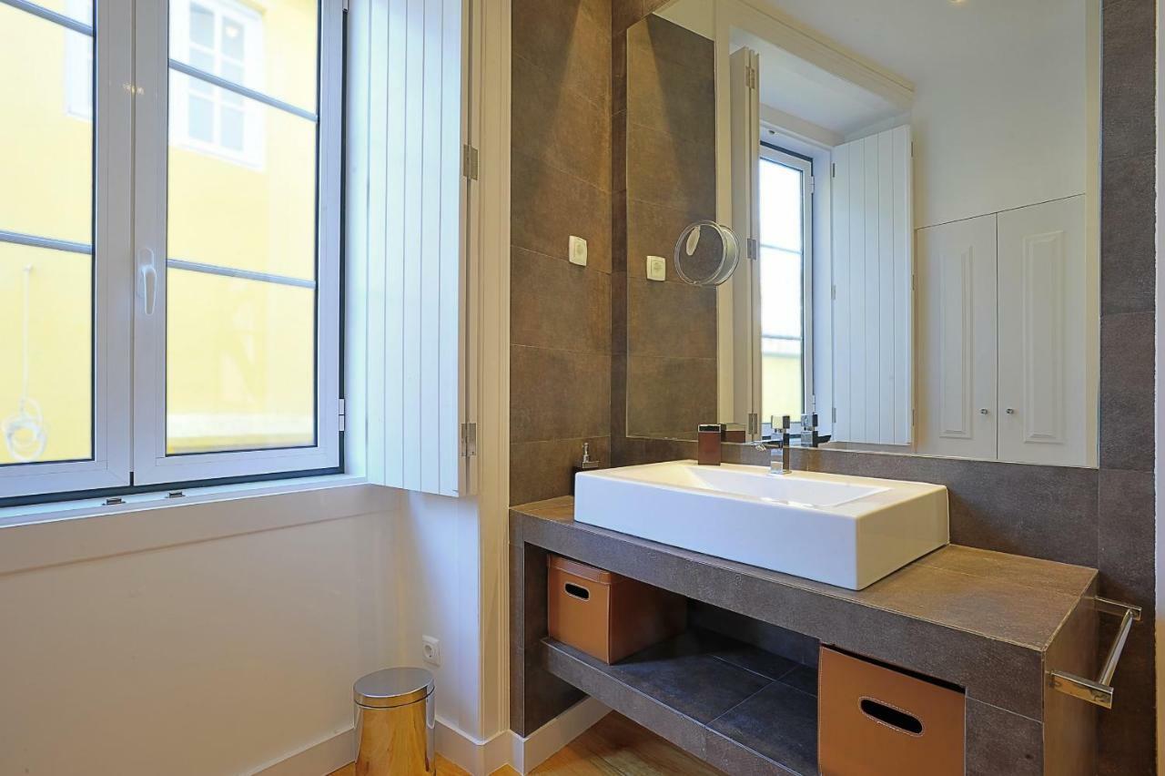 Localtraveling Historic Center Travessa Apartment Lisbon Bagian luar foto